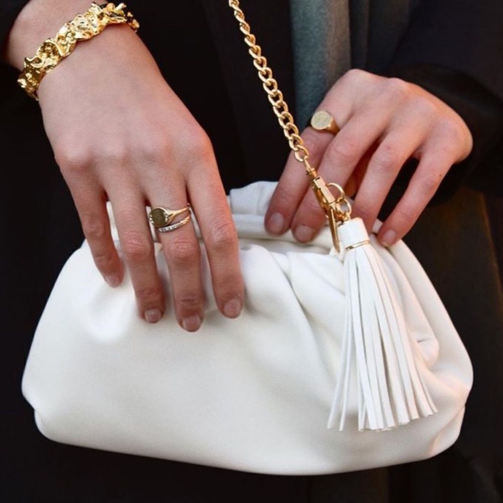 NWT Understated Leather crescent clutch with gold tone chain strap - Picture 2 of 7